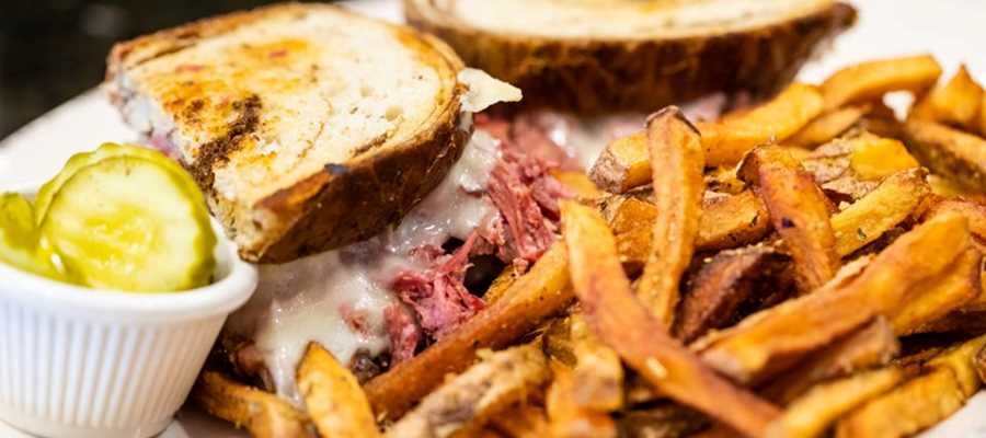 reuben sandwich with french fries